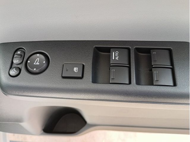 HONDA N-ONE E: 2025 Image 31