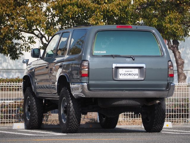 TOYOTA HILUXSURF WAGON 4WD 1999 Image 31