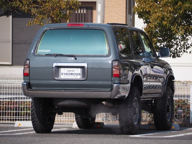 TOYOTA HILUXSURF WAGON 4WD 1999 Image 31