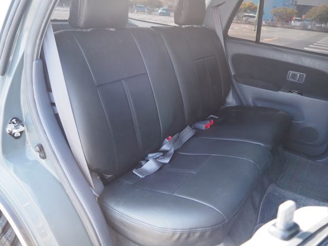 TOYOTA HILUXSURF WAGON 4WD 1999 Image 31