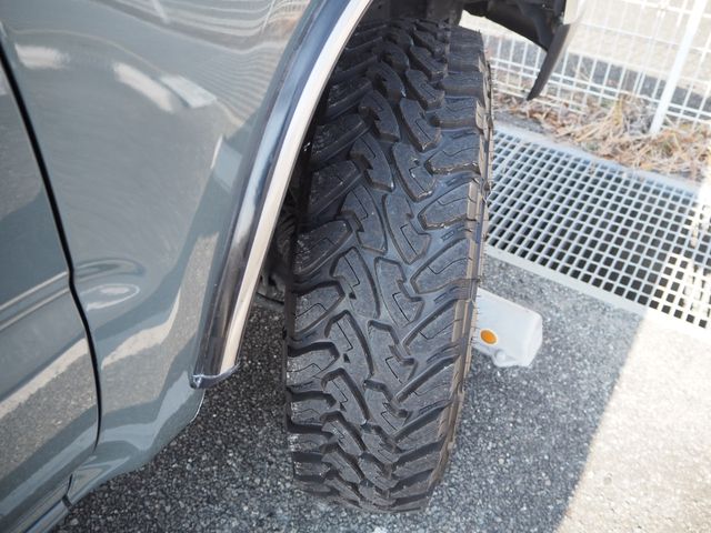 TOYOTA HILUXSURF WAGON 4WD 1999 Image 31