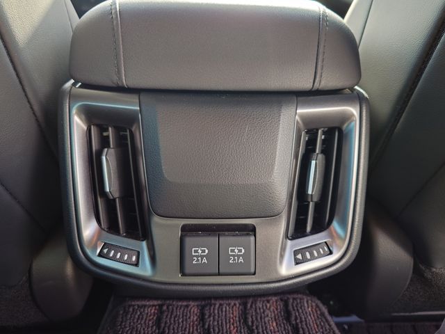 TOYOTA CROWN SEDAN HYBRID 2021 Image 31