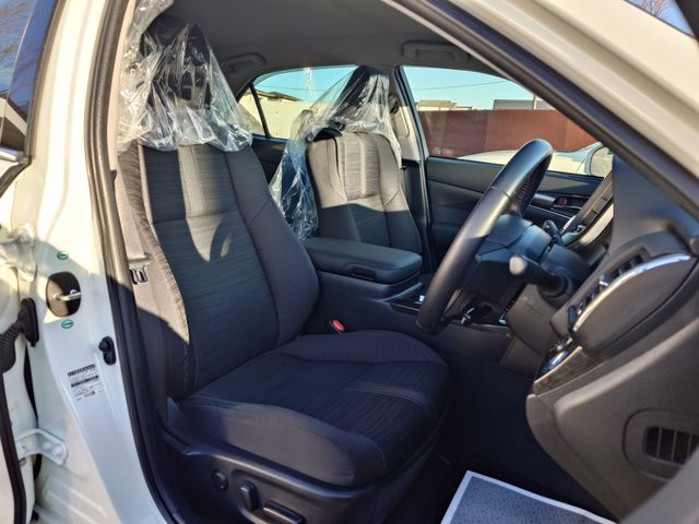 TOYOTA CROWN SEDAN HYBRID 2013 Image 31