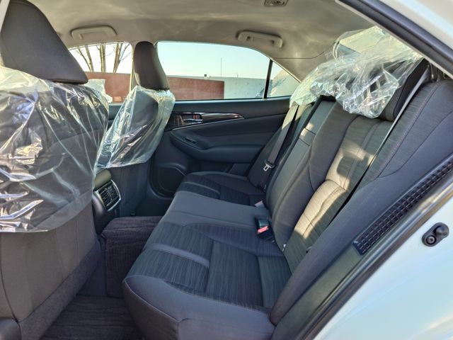 TOYOTA CROWN SEDAN HYBRID 2013 Image 31