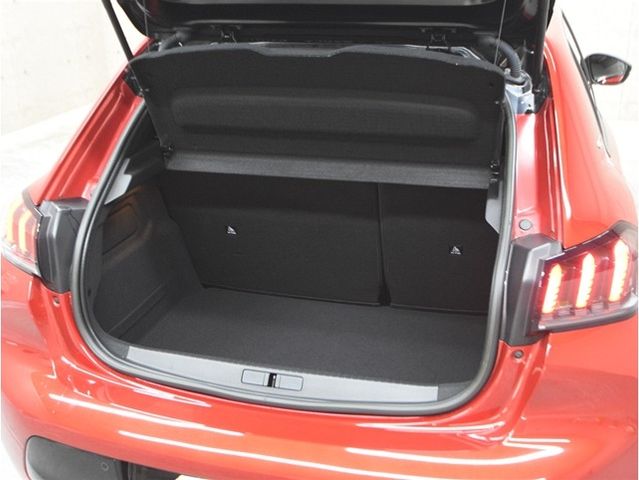 PEUGEOT 208 2023 Image 31