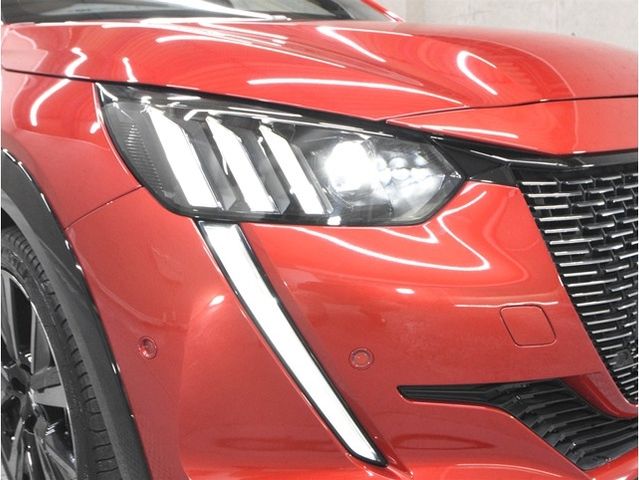 PEUGEOT 208 2023 Image 31