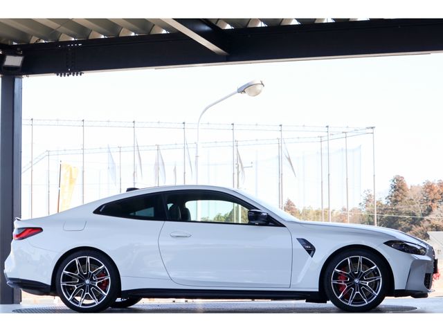 BMW M4 2021 Image 31