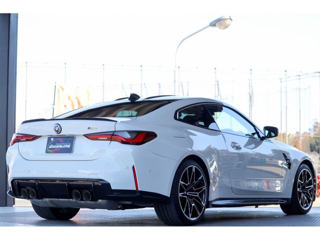 BMW M4 2021 Image 31