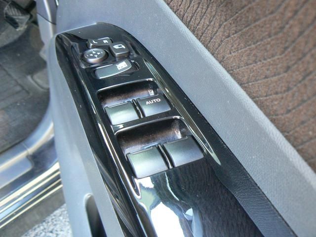 NISSAN ROOX 2010 Image 31