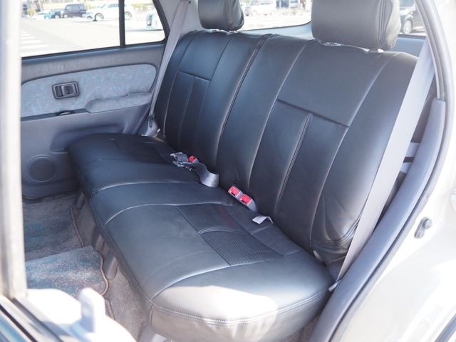 TOYOTA HILUXSURF WAGON 4WD 1998 Image 31