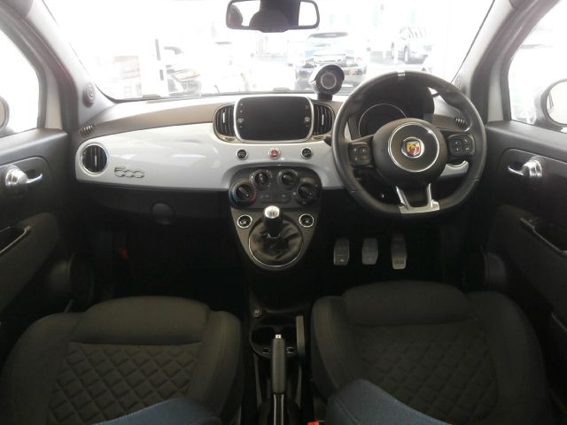 FIAT ABARTH 595 2021 Image 31