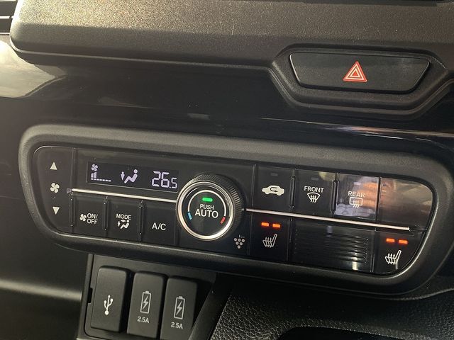 HONDA N BOX CUSTOM 2021 Image 31