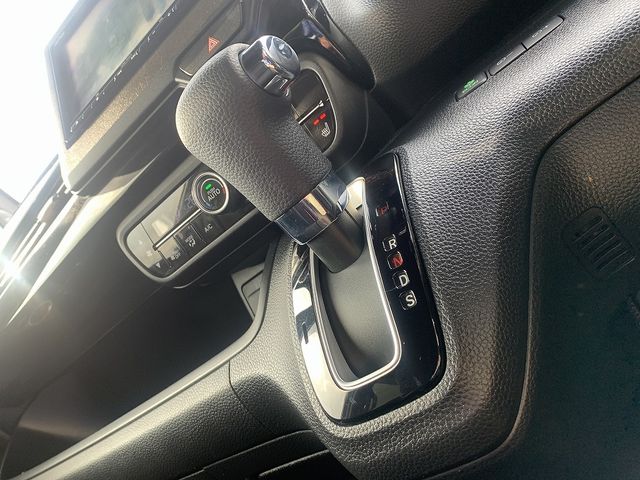 HONDA N BOX CUSTOM 2021 Image 31