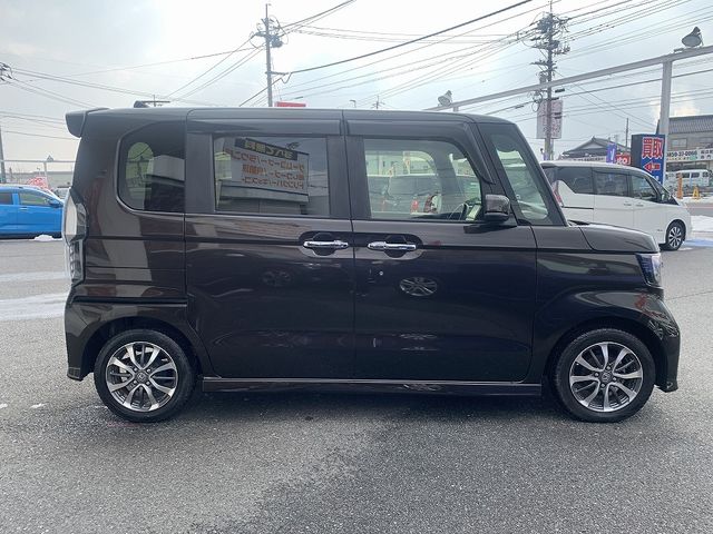 HONDA N BOX CUSTOM 2021 Image 31