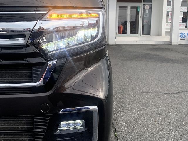 HONDA N BOX CUSTOM 2021 Image 31