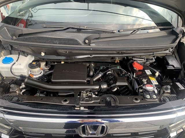 HONDA N BOX CUSTOM 2021 Image 31