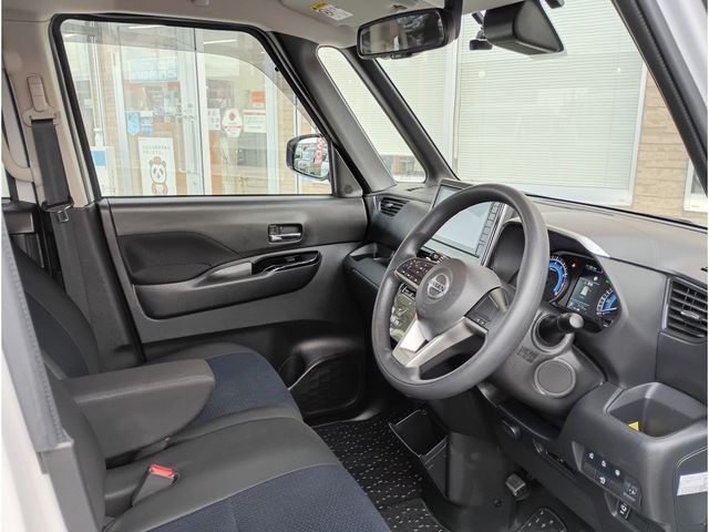 NISSAN ROOX 2023 Image 31