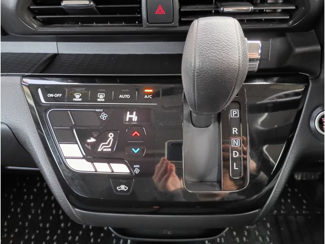 NISSAN ROOX 2023 Image 31