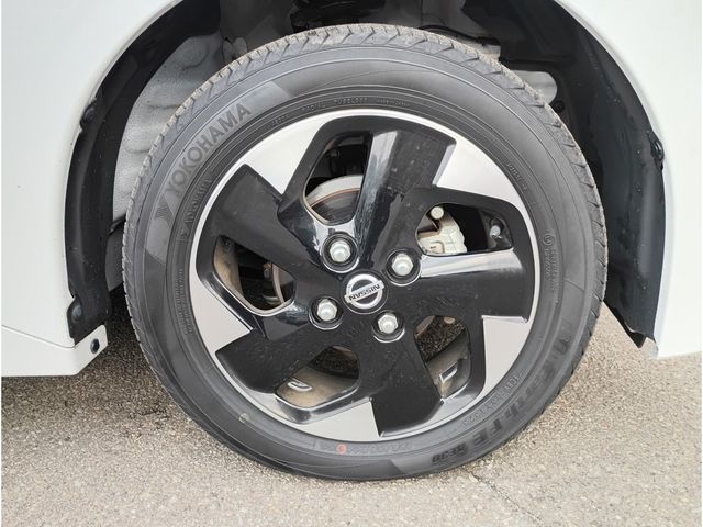 NISSAN ROOX 2023 Image 31