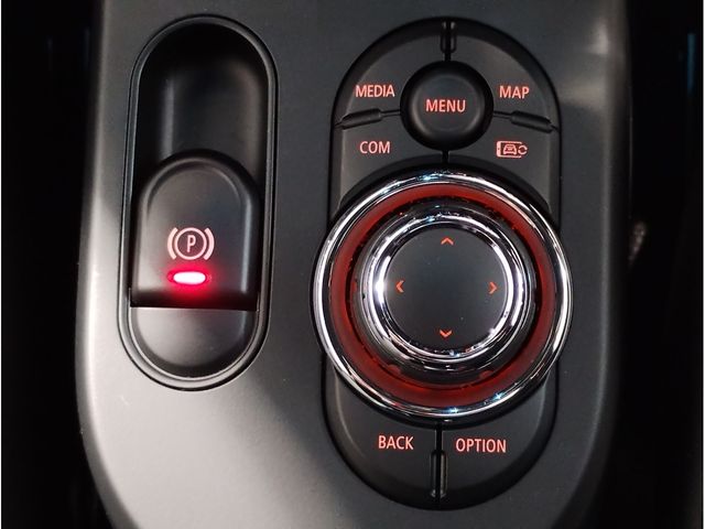 BMW MINI 2023 Image 31