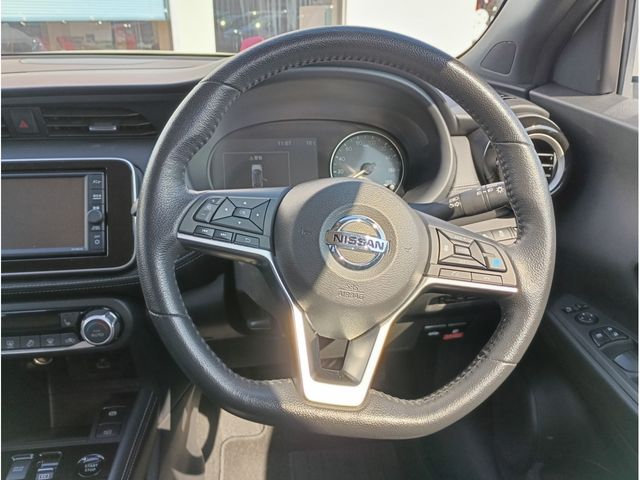 NISSAN KICKS 2024 Image 31