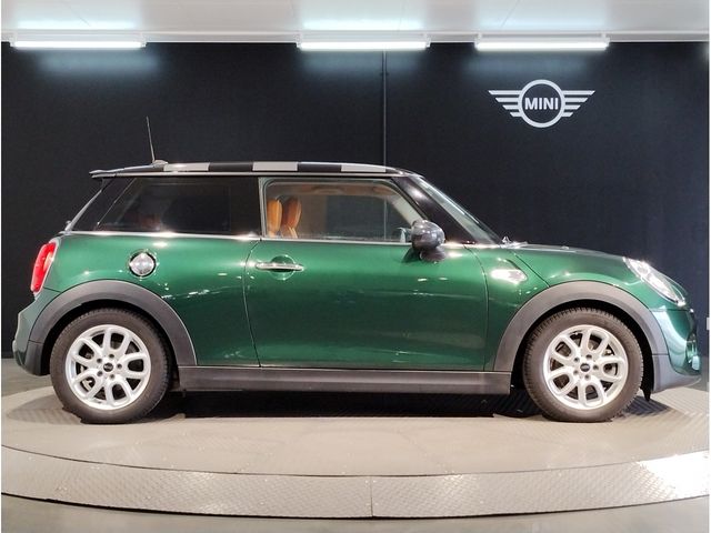 BMW MINI COOPER S 2015 Image 31