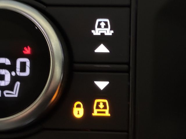 ROVER DEFENDER 2024 Image 31