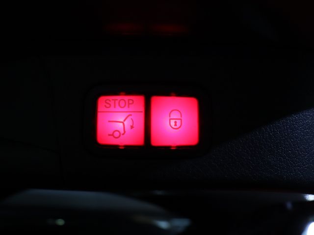 MERCEDES BENZ GLB 2020 Image 31