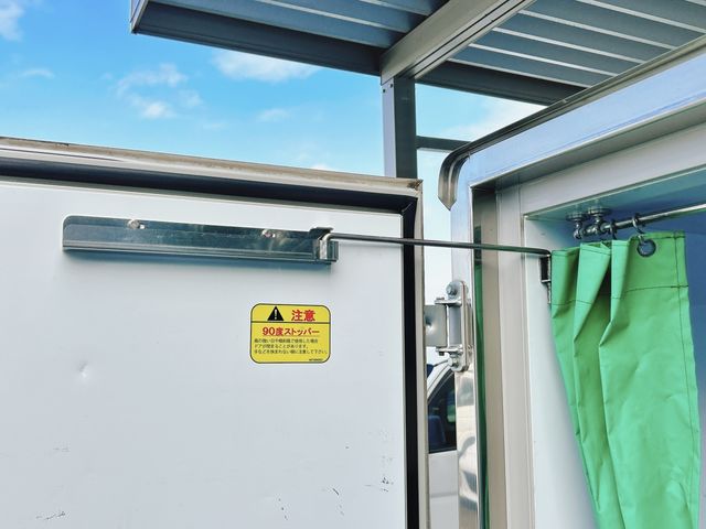 NISSAN NT100 CLIPPER 4WD 2019 Image 31