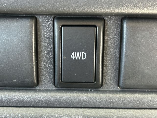 NISSAN NT100 CLIPPER 4WD 2019 Image 31