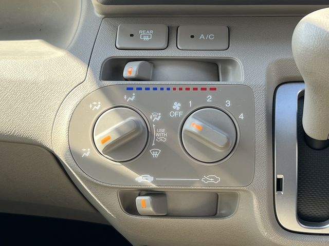 HONDA LIFE 2011 Image 31