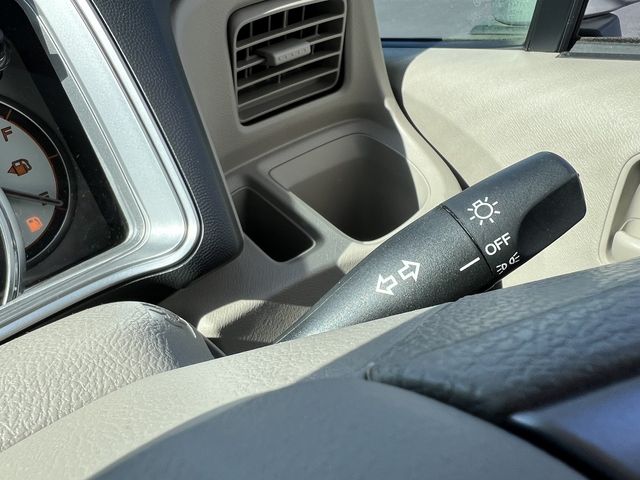 HONDA LIFE 2011 Image 31