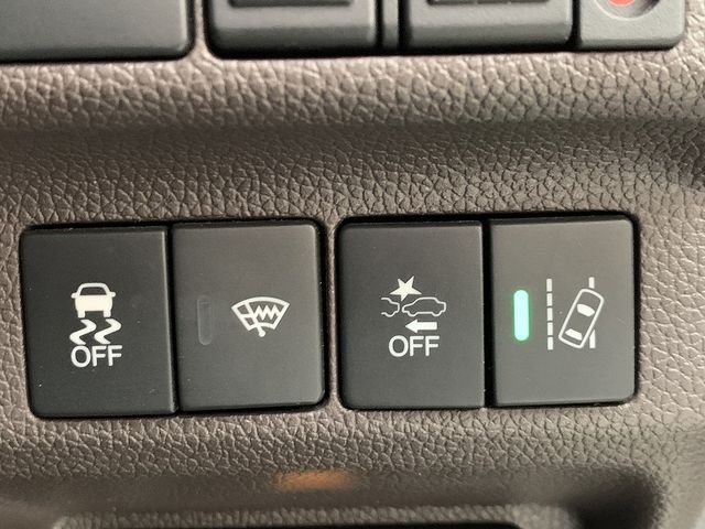 HONDA FREED HYBRID 2017 Image 31