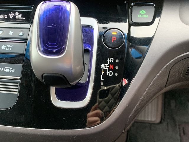 HONDA FREED HYBRID 2017 Image 31