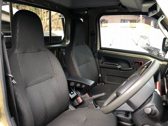 DAIHATSU HIJET TRUCK 4WD 2022 Image 31