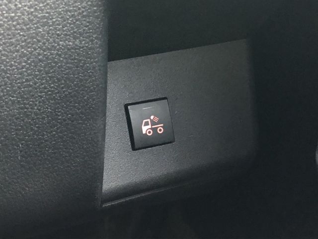 DAIHATSU HIJET TRUCK 4WD 2022 Image 31