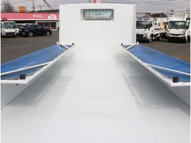 MITSUBISHI CANTER 2013 Image 31