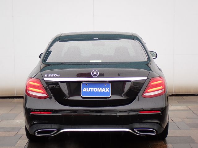 MERCEDES BENZ E CLAS 2017 Image 31