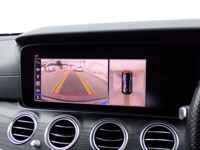 MERCEDES BENZ E CLAS 2017 Image 31