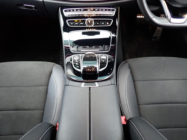 MERCEDES BENZ E CLAS 2017 Image 31