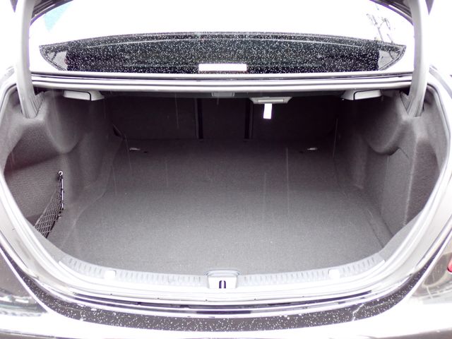 MERCEDES BENZ E CLAS 2017 Image 31