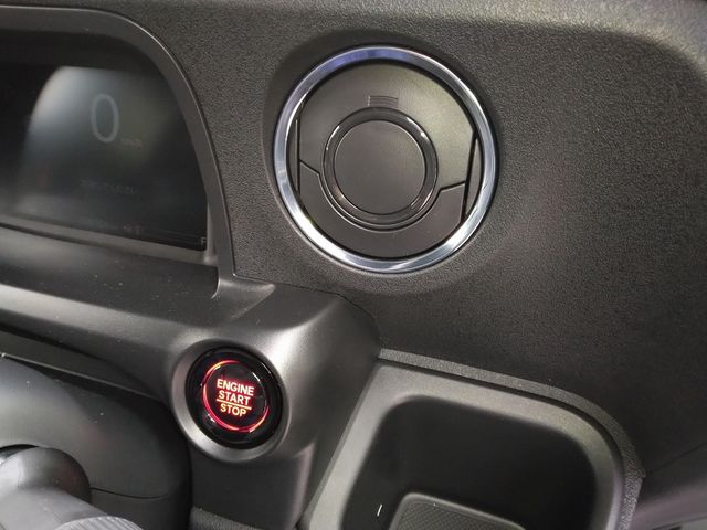 HONDA N BOX CUSTOM 2025 Image 31