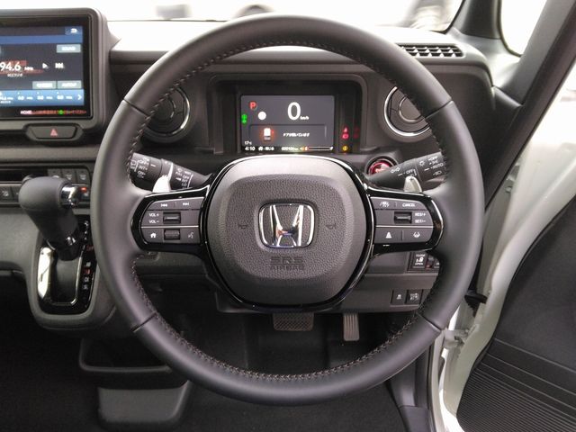 HONDA N BOX CUSTOM 2025 Image 31