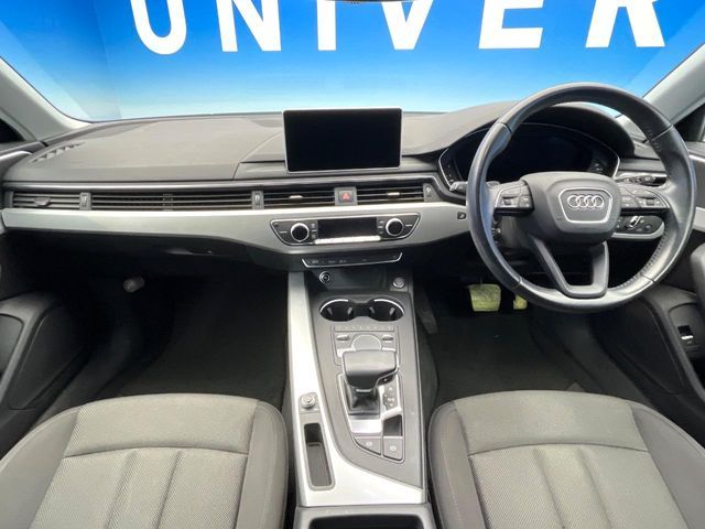 AUDI A4 AVANT 2017 Image 31