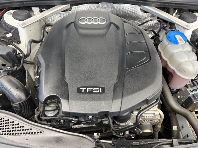 AUDI A4 AVANT 2017 Image 31