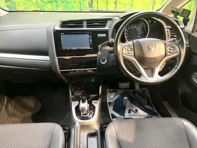 HONDA FIT HYBRID 2017 Image 31