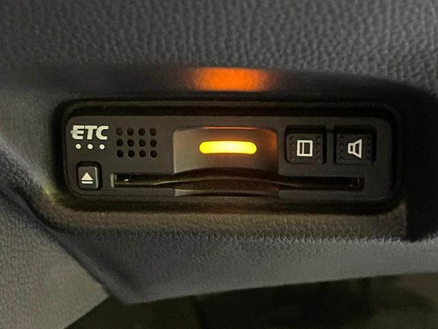 HONDA FIT HYBRID 2017 Image 31