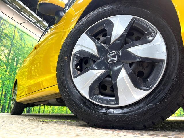 HONDA FIT HYBRID 2017 Image 31