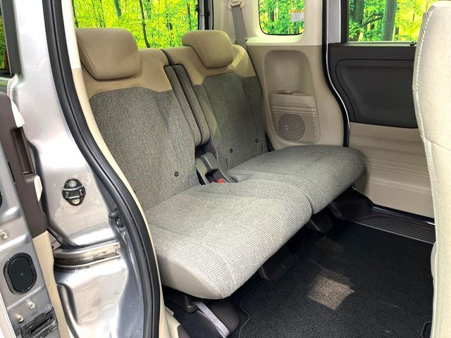 HONDA N BOX 2020 Image 31