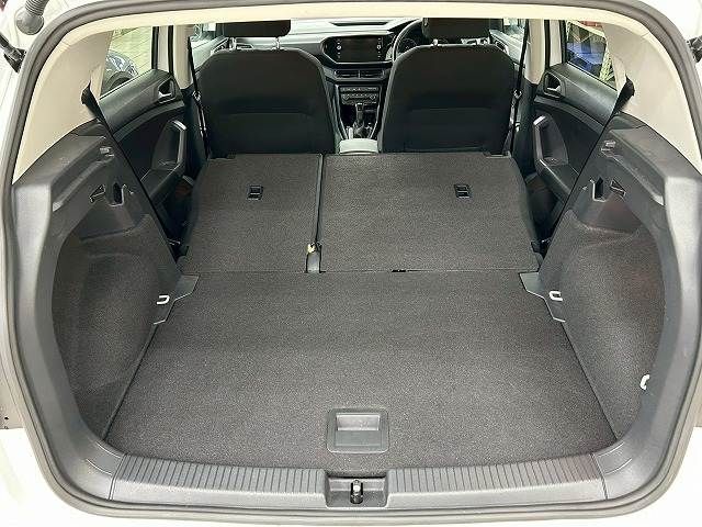 VOLKSWAGEN T-CROSS 2020 Image 31